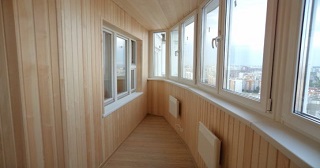 Отделка, остекление, утепление балконов в Альметьевске от 210 руб. м/2.